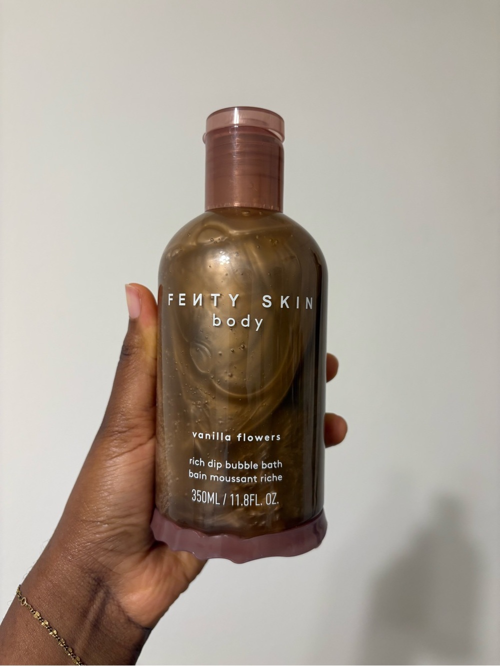 Fenty Skin Body Vanilla Flowers Rich Dip Bubble Bath — Brown & Rose Cap